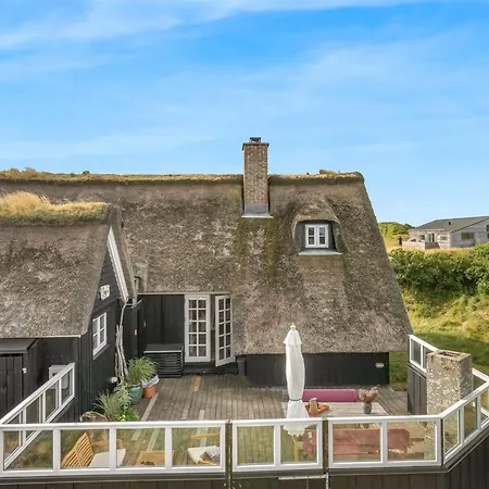 Christensen - 100m From The Sea By Interhome Feriehus